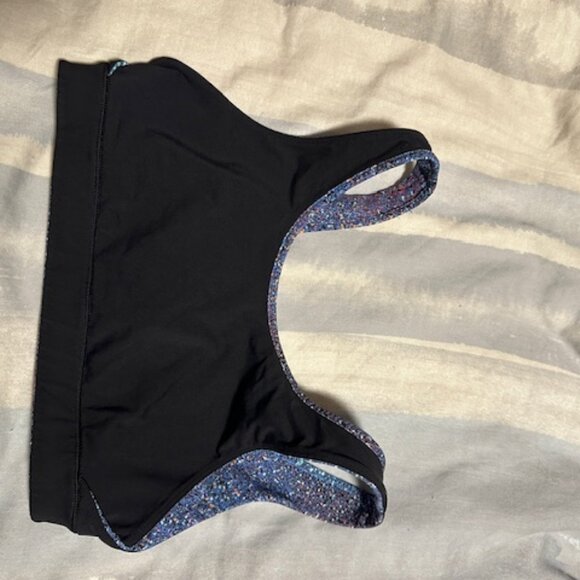 Lululemon Reversible Align bra size 8 - Picture 4 of 4